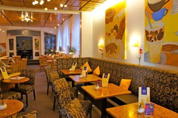 Hotel Cafe Konditorei Koeppel Бинген-на-Рейне Экстерьер фото