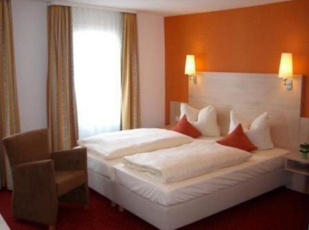 Hotel Cafe Konditorei Koeppel Бинген-на-Рейне Экстерьер фото